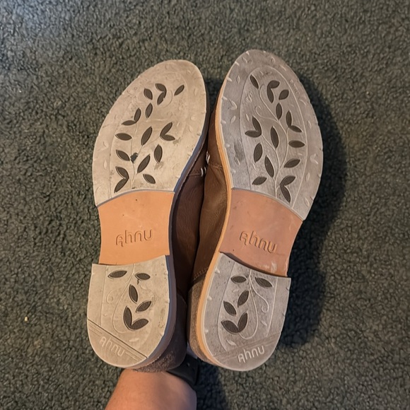 Ahnu Brown Leather Shoes - Picture 6 of 7